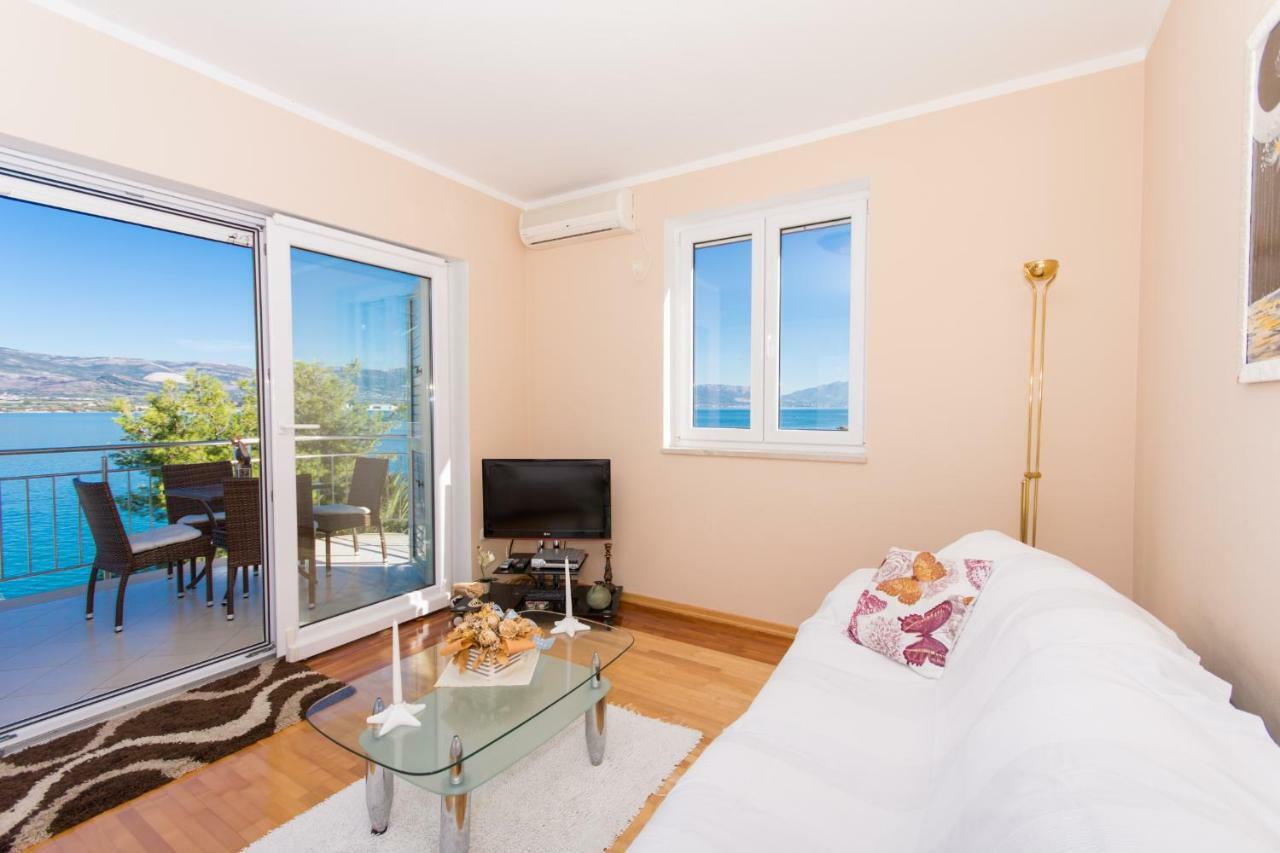 Luxury Apartment L&A Trogir Exterior photo